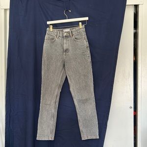 Woman Zara black washed jean size 2